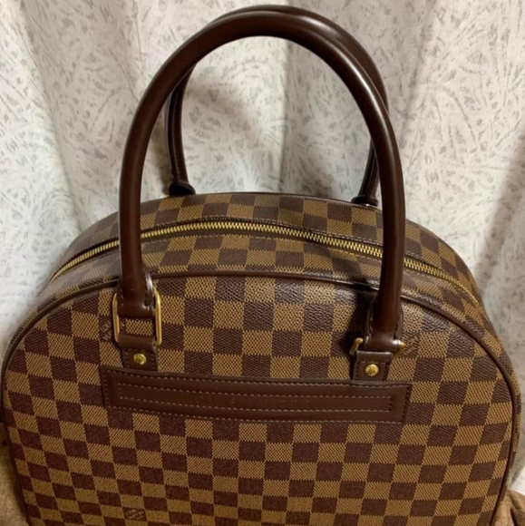 LV HANDBAG - Picture 3 of 12